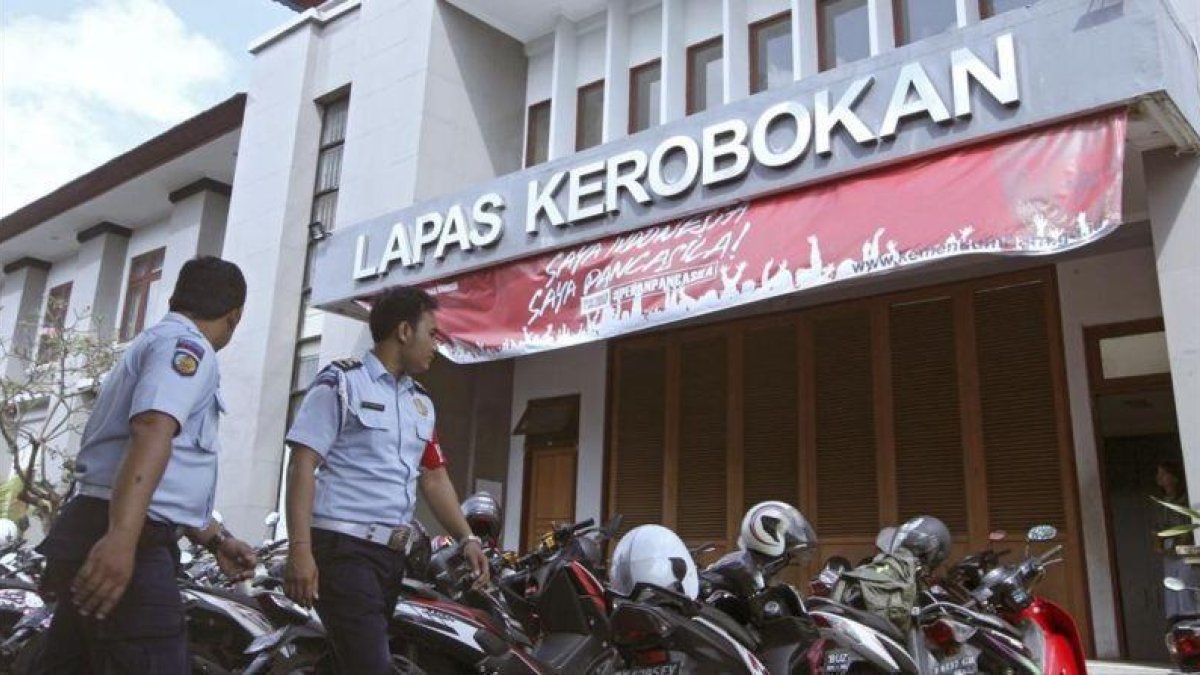 Entrada de la cárcel de Kerobokan, en Bali.-FIRDIA LISNAWATI / AP