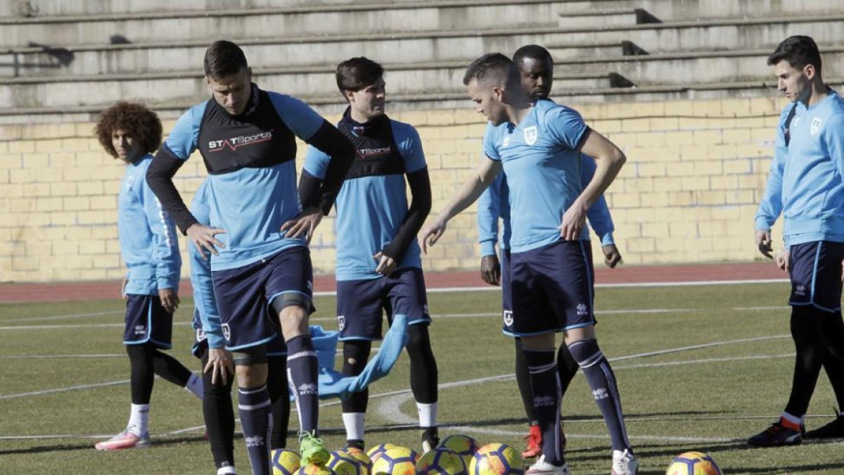 Manu del Moral en el entrenamiento de ayer del Numancia en el anexo de Los Pajaritos.-Luis Ángel Tejedor