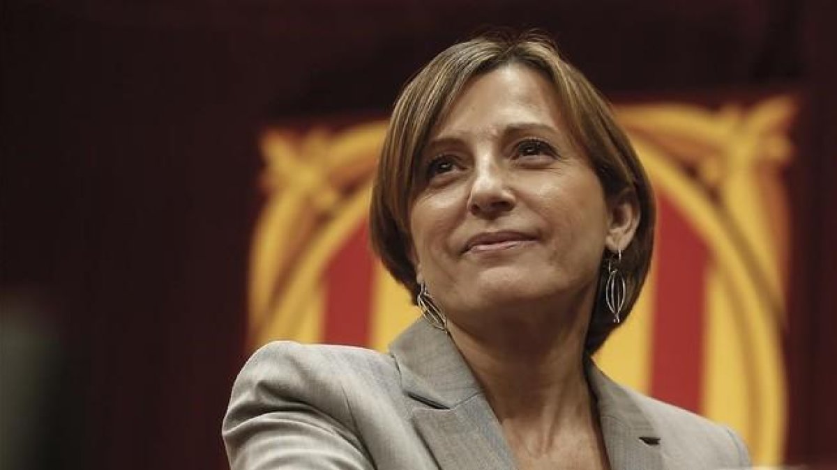 La presidenta del Parlament, Carme Forcadell, en la Cámara catalana el pasado noviembre.-JULIO CARBO