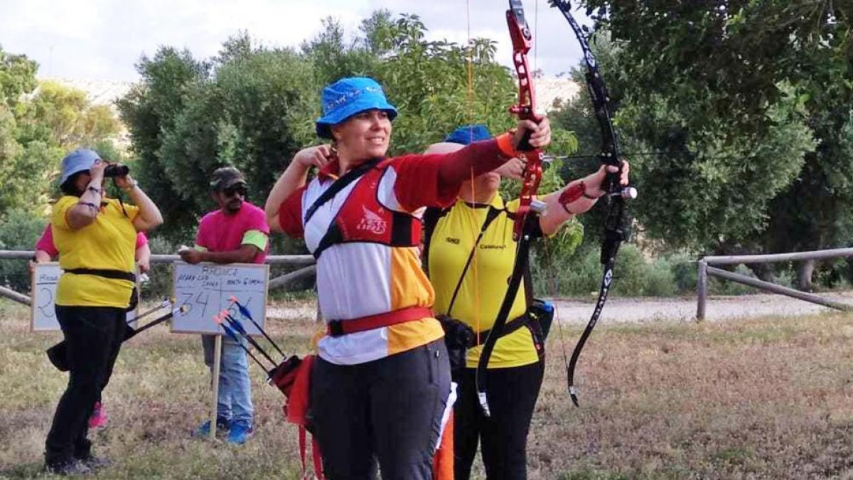 La soriana Raquel Frías, en primer término, durante el Campeonato de campo disputado el fin de semana.-HDS