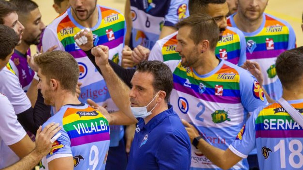 Alberto Toribio y el Río Duero están cuajando una primera vuelta impecable en Los Pajaritos. MARIO TEJEDOR