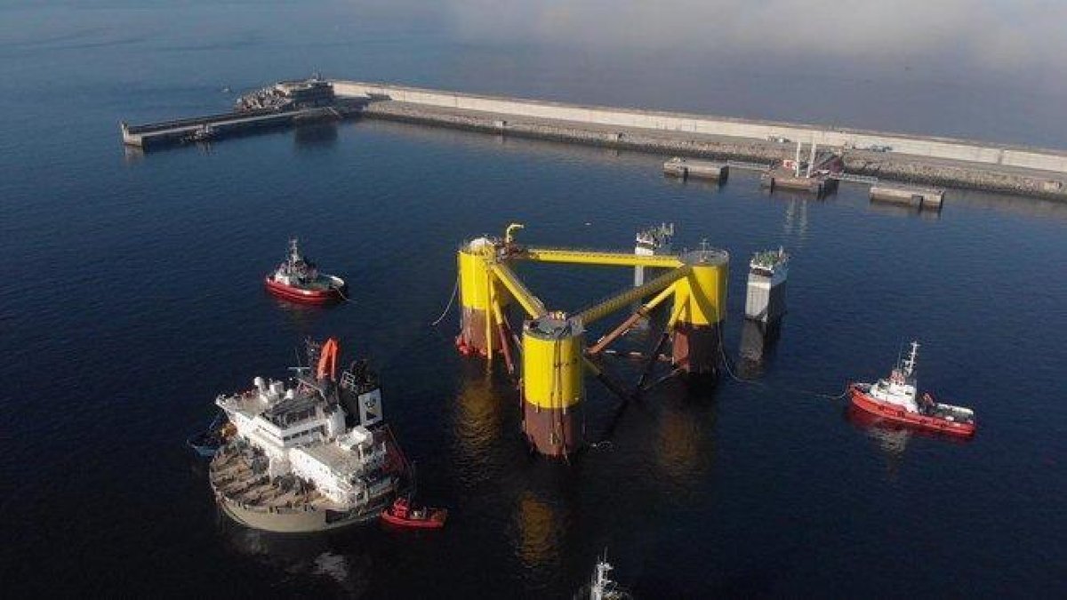 Plataforma flotante del proyecto Windfloat Atlantic.-REPSOL