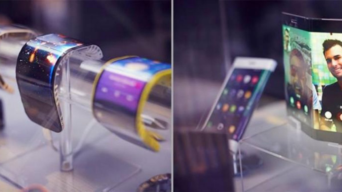 El móvil plegable de Lenovo.-EL PERIÓDICO