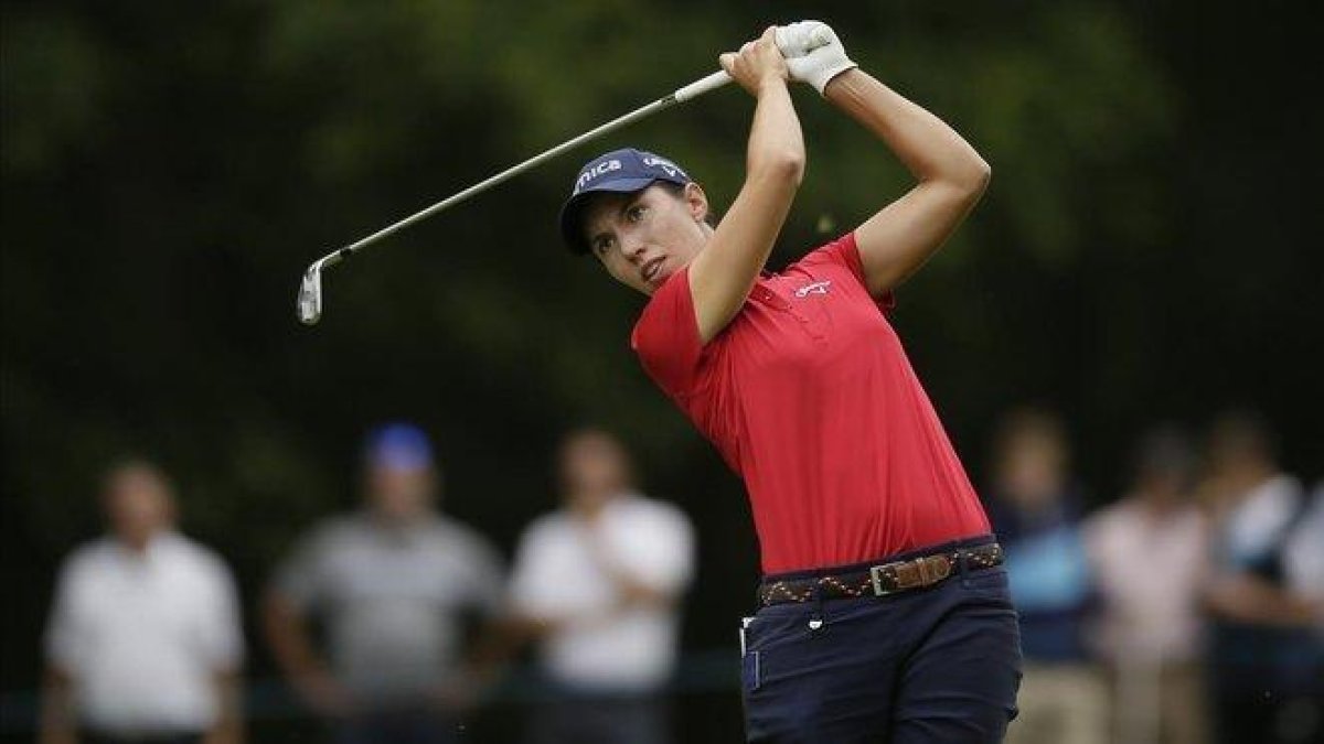 Carlota Ciganda, durante la ronda final del Open Británico.-AP / TIM IRELAND