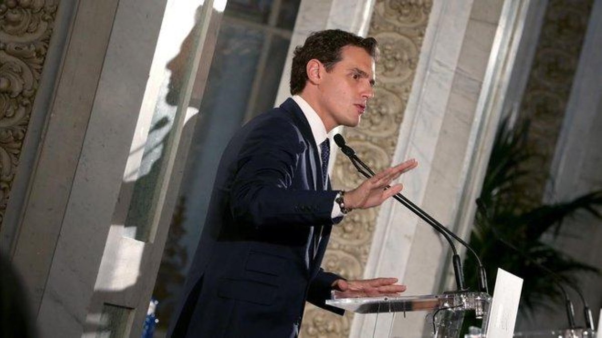 Albert Rivera, durante una intervención en el Casino de Madrid el pasado 30 de octubre.-EFE