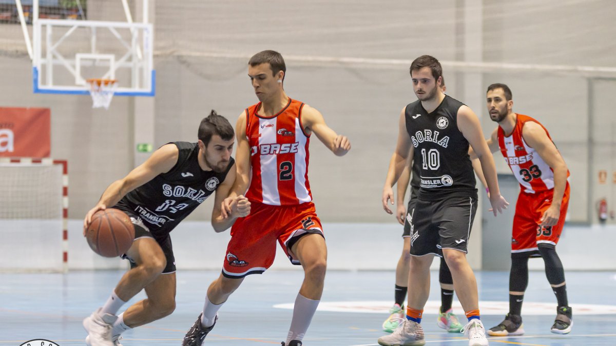 El burgalés Gonzalo de Domingo podrá reaparecer en el choque de este domingo. HDS