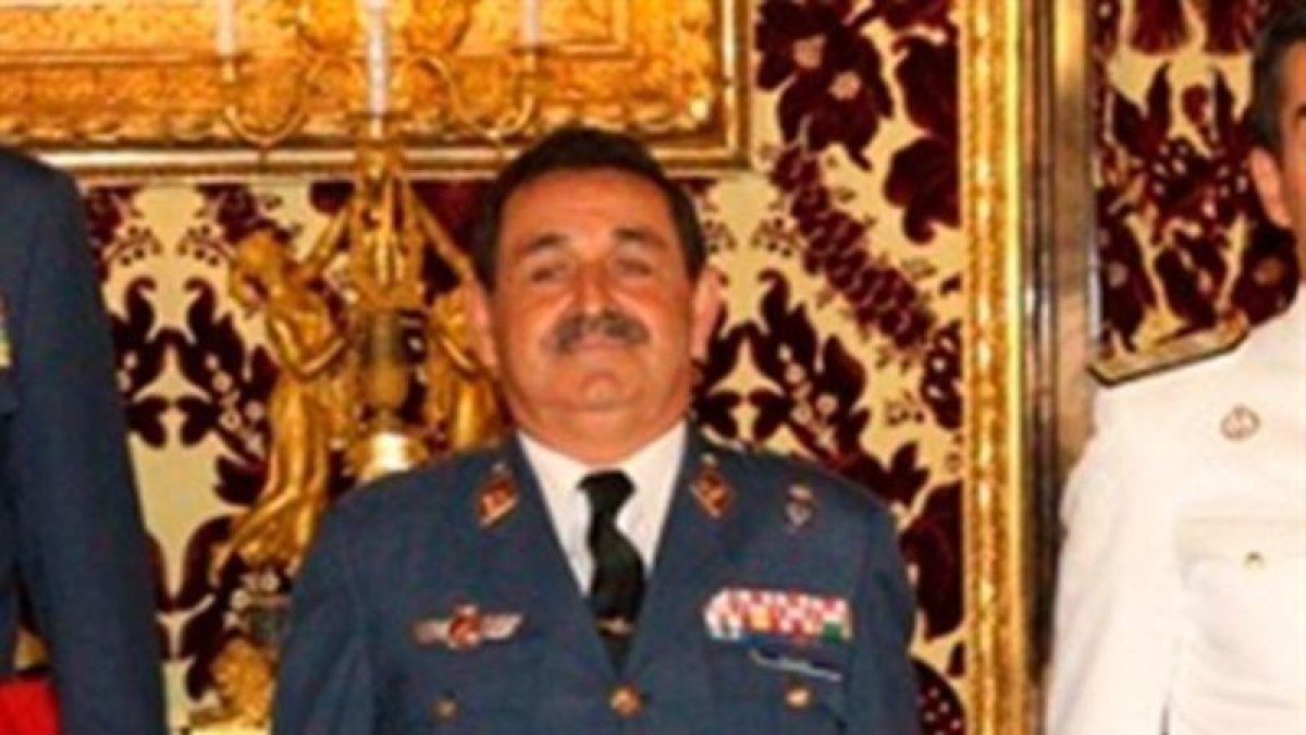 El teniente general del Ejército del Aire retirado Manuel Mestre será el cabeza de lista al Congreso de Vox por Alicante.-EUROPA PRESS