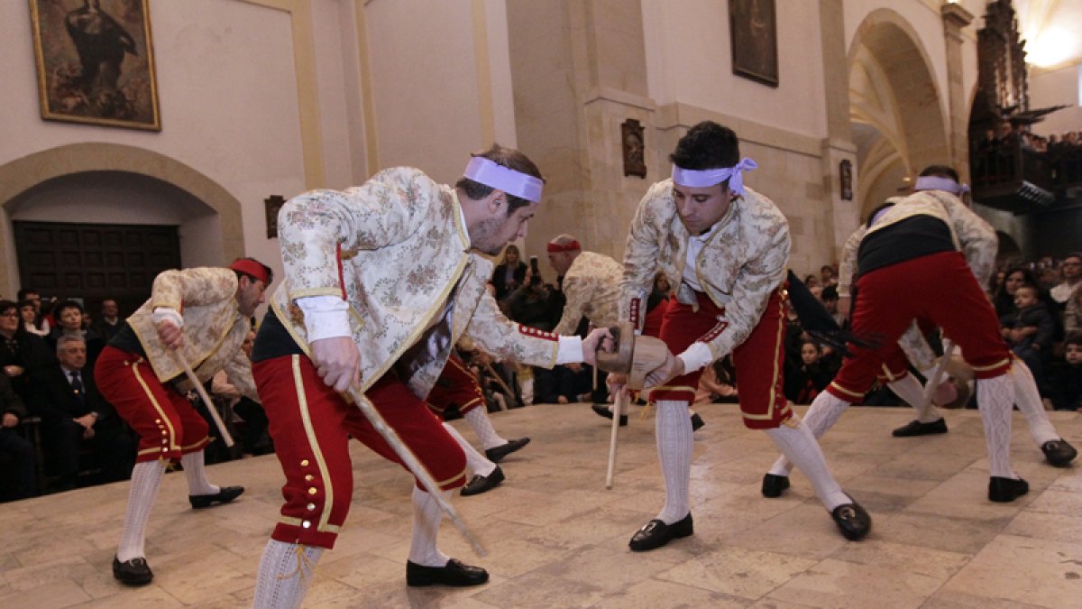 Paloteo en San Leonardo.- LAT