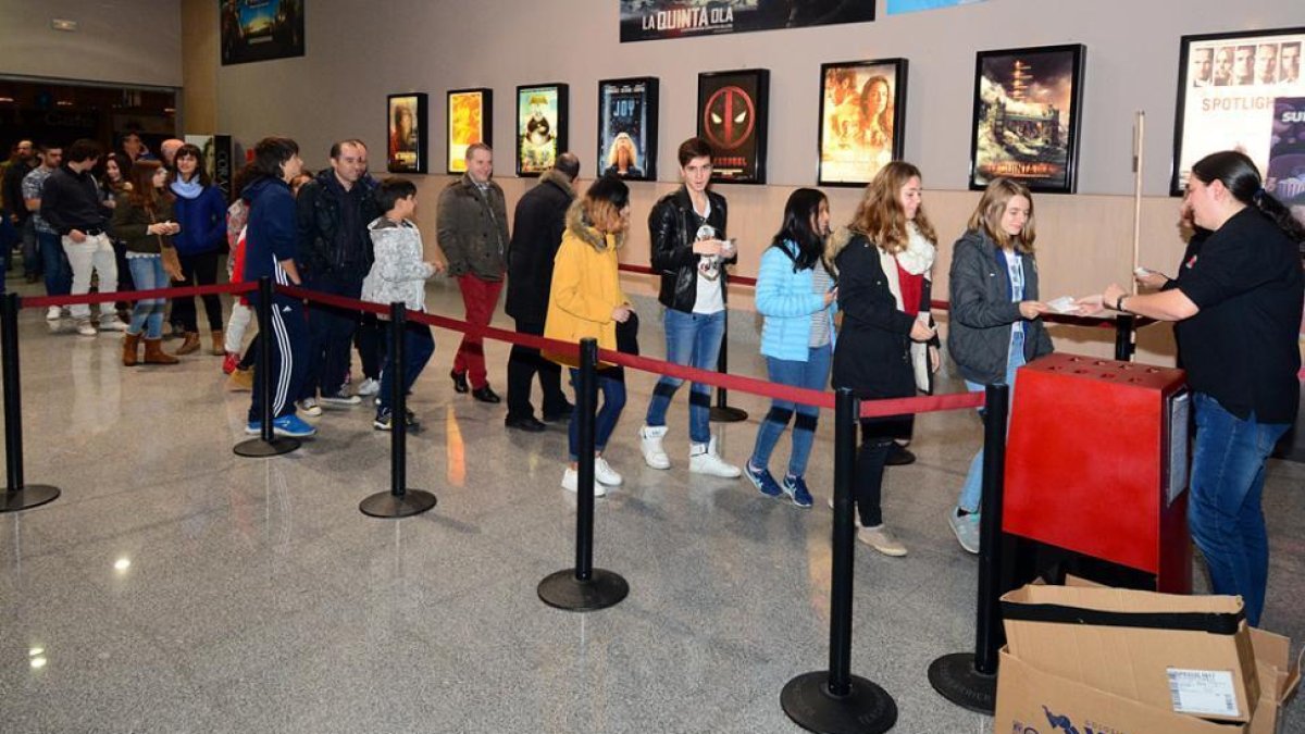 El estreno se vivió con gran expectación.-Álvaro Martínez