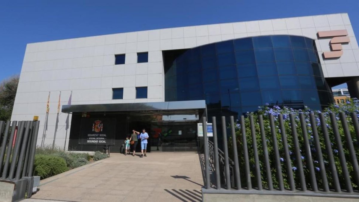 Oficina de la Seguridad Social-EL PERIÓDICO / ARCHIVO