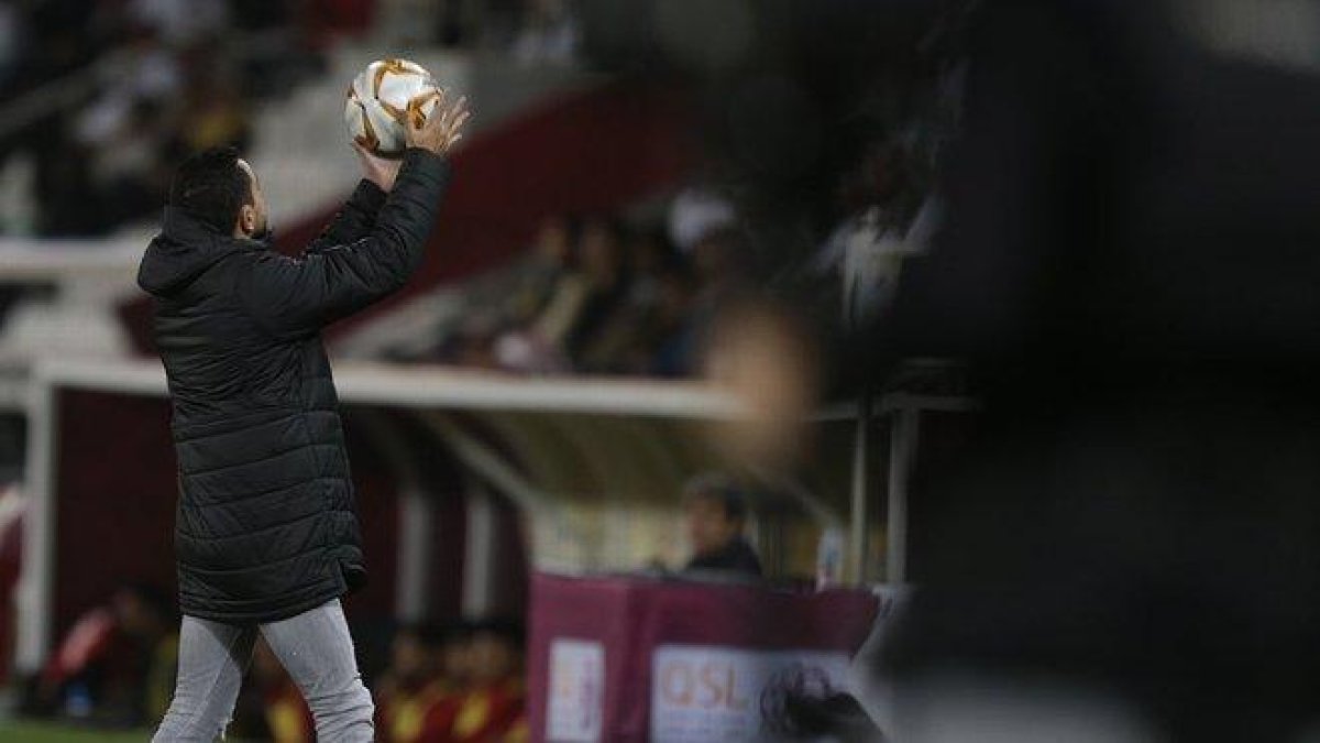 Xavi, en la semifinal de la Copa de Qatar, que ganó al Al-Rayyan (4-1).-