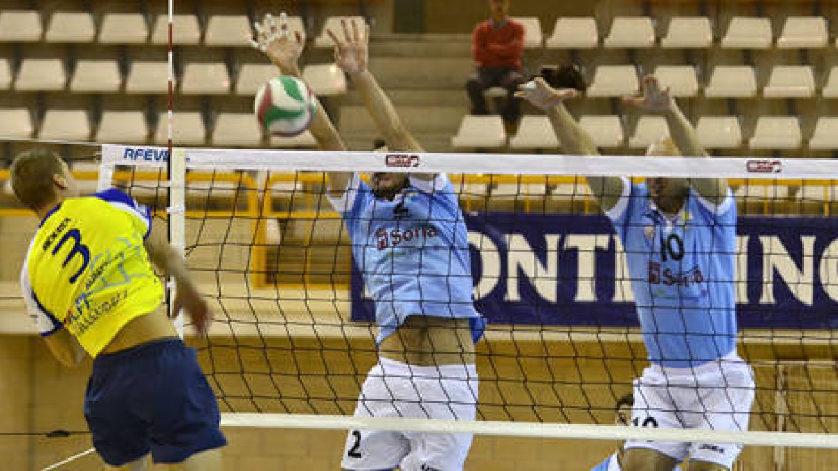 Los sorianos se jugarán su presencia en la Copa en la última jornada. / DIEGO MAYOR-