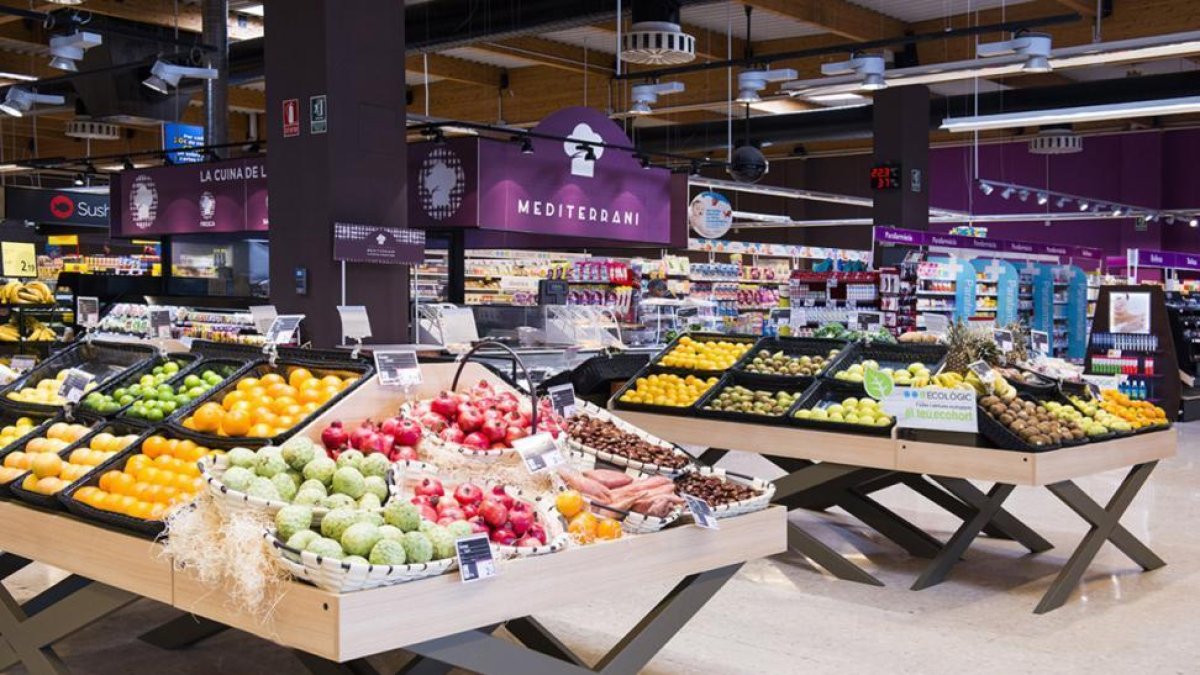 Tienda reformada de Caprabo.-EL PERIÓDICO