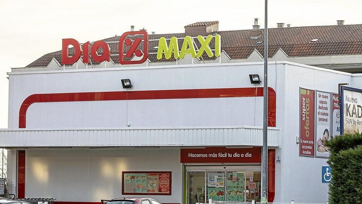 Supermercado Dia Maxi en Valladolid.-- PHOTOGENIC / PABLO REQUEJO