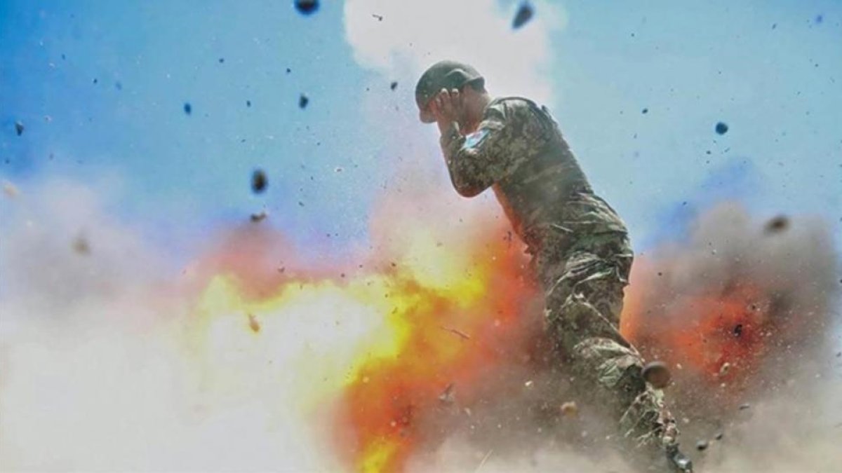 La fotografía donde Hilda Clayton capta el momento de la explosión de la bomba que la mató.-HILDA CLAYTON / US ARMY