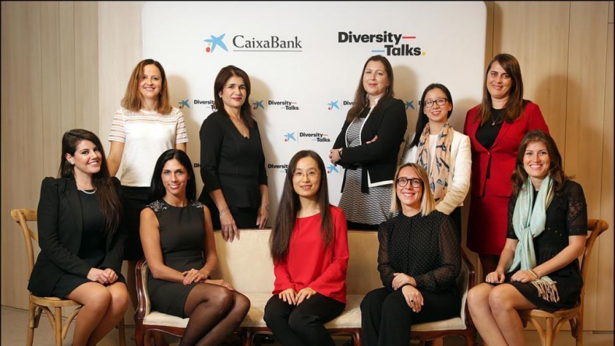 Participantes en el encuentro Diversity Talks de CaixaBank.-JORDI PLAY