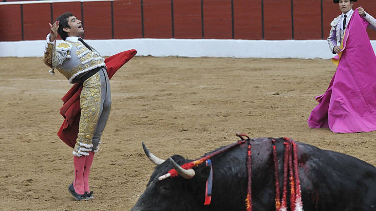 Joselito Adame en el tercero de la tarde. / REPORTAJE GRÁFICO: DIEGO MAYOR-
