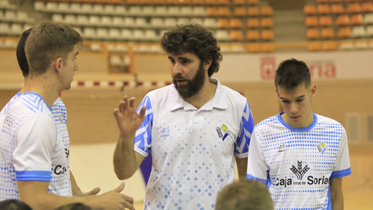 Sevillano no quiere la más mínima relajación de sus jugadores. MARIO TEJEDOR