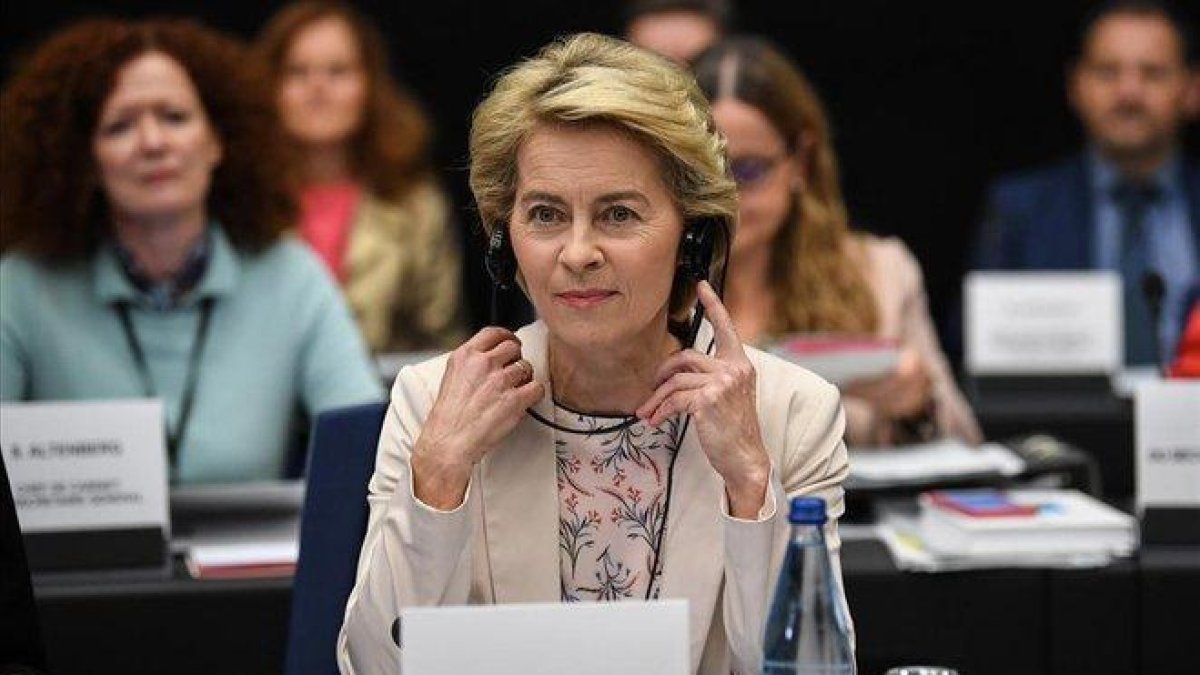 La presidenta de la Comisión Europea, Ursula von der Leyen.-PATRICK SEEGER (EFE)