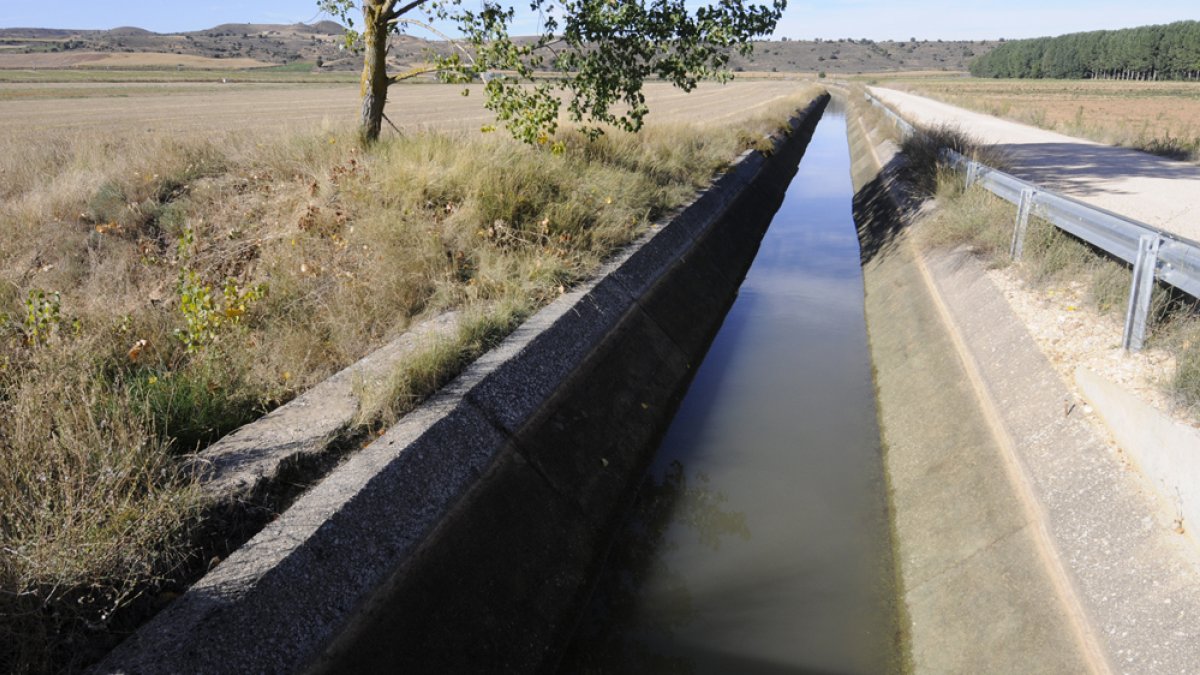 Canal de regantes de Ines.-HDS