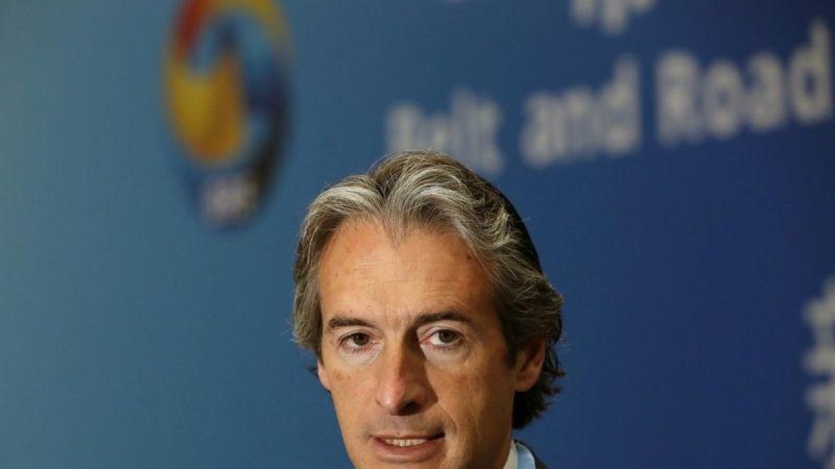 El ministro de Fomento Inigo de la Serna, en Pekin.-ZIPI (EFE)