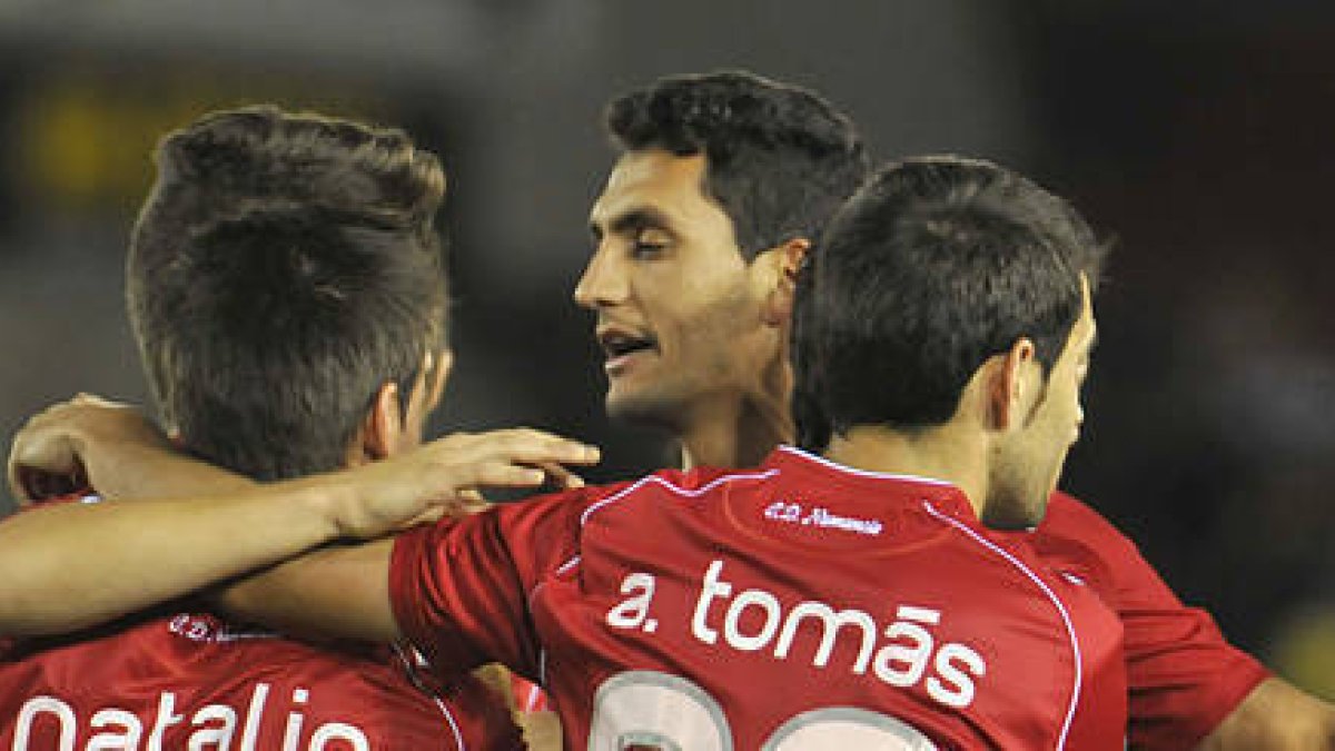 Juanma se mediará mañana a sus paisanos de Las Palmas. / Valentín Guisande-