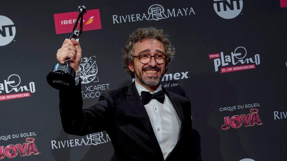 El soriano Alberto del Campo tras ganar el premio Platino por 'El reino'-Premios Platino