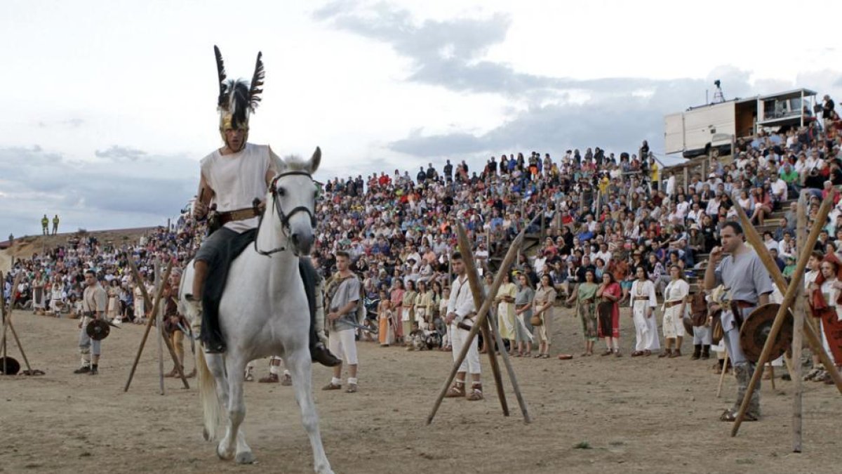 Representación de una de las guerras numantinas en una imagen de archivo.-HDS