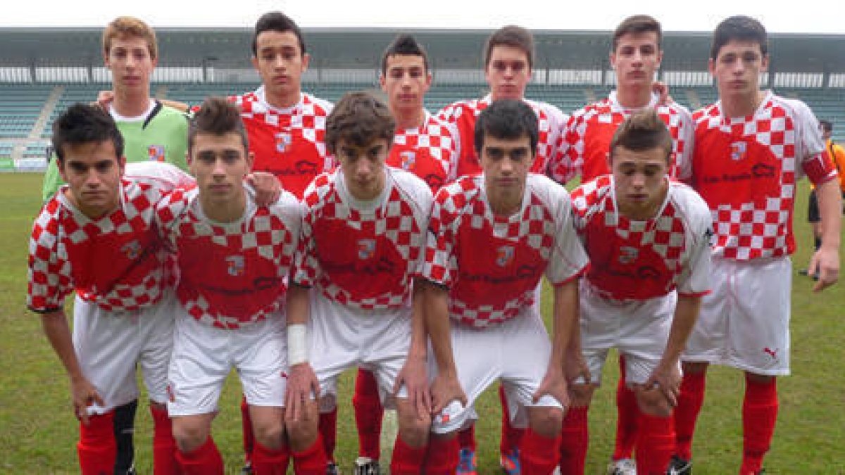El equipo cadete de Castilla y León que jugará la segunda fase del Nacional. / FCYLF-