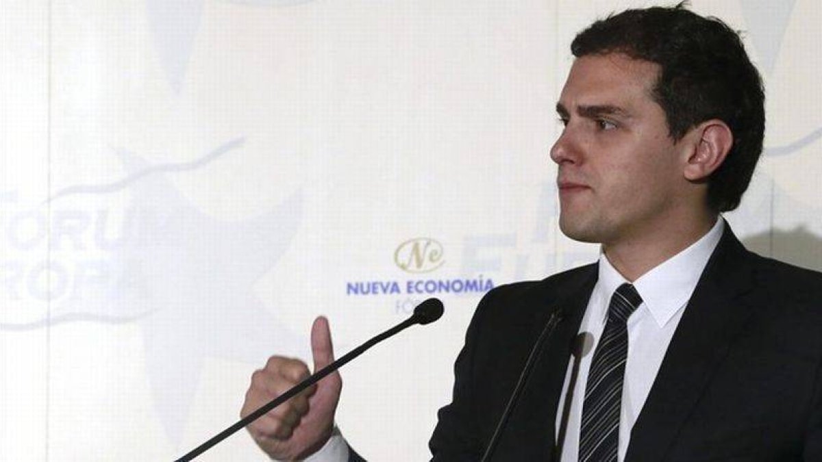 El líder de Ciudadanos, Albert Rivera, este lunes en un desayuno informativo en Madrid.-Foto: EFE / ZIPI