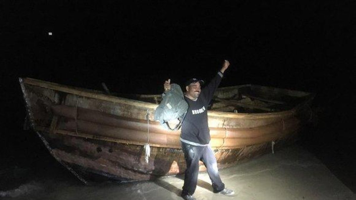 La interceptación se da después de que semanas atrás la Guardia Costera detuviera a cinco inmigrantes cubanos, todos hombres adultos.-KEY WEST POLICE DEPARTMENT