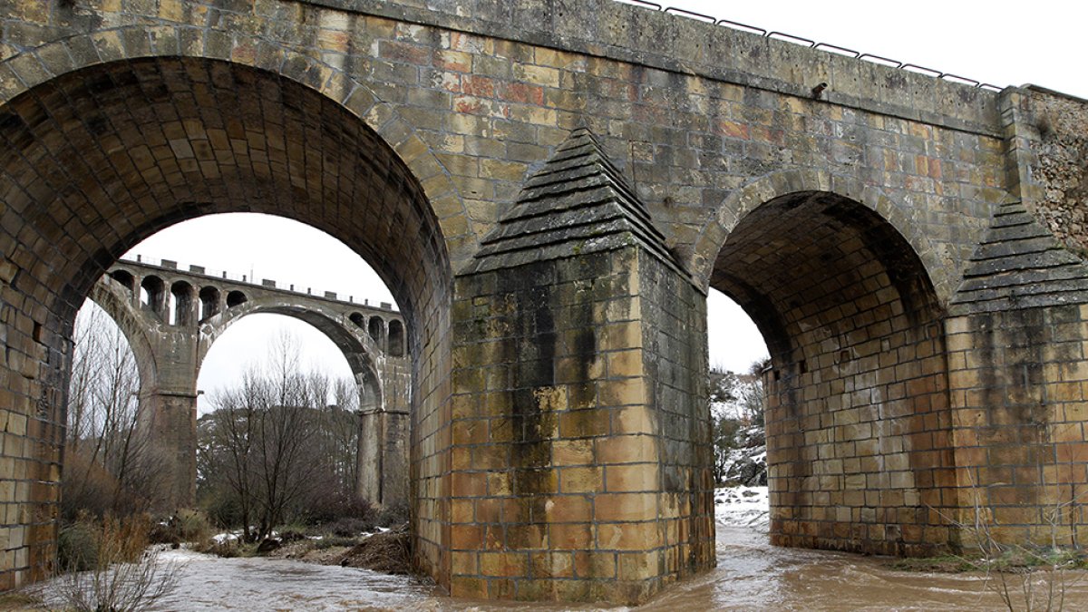 Puente sobre el río Golmayo. HDS