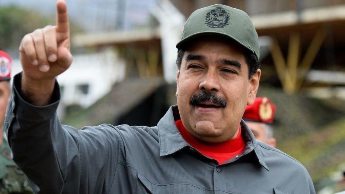El presidente venezolano, Nicolás Maduro, en unos ejercicios militares el pasado 24 de febrero.-AFP / FEDERICO PARRA