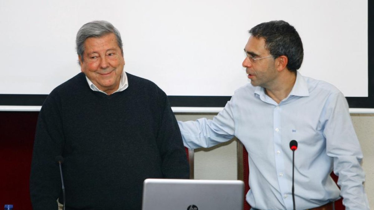 Apertura del Círculo filosófico, ayer.-Mario Tejedor