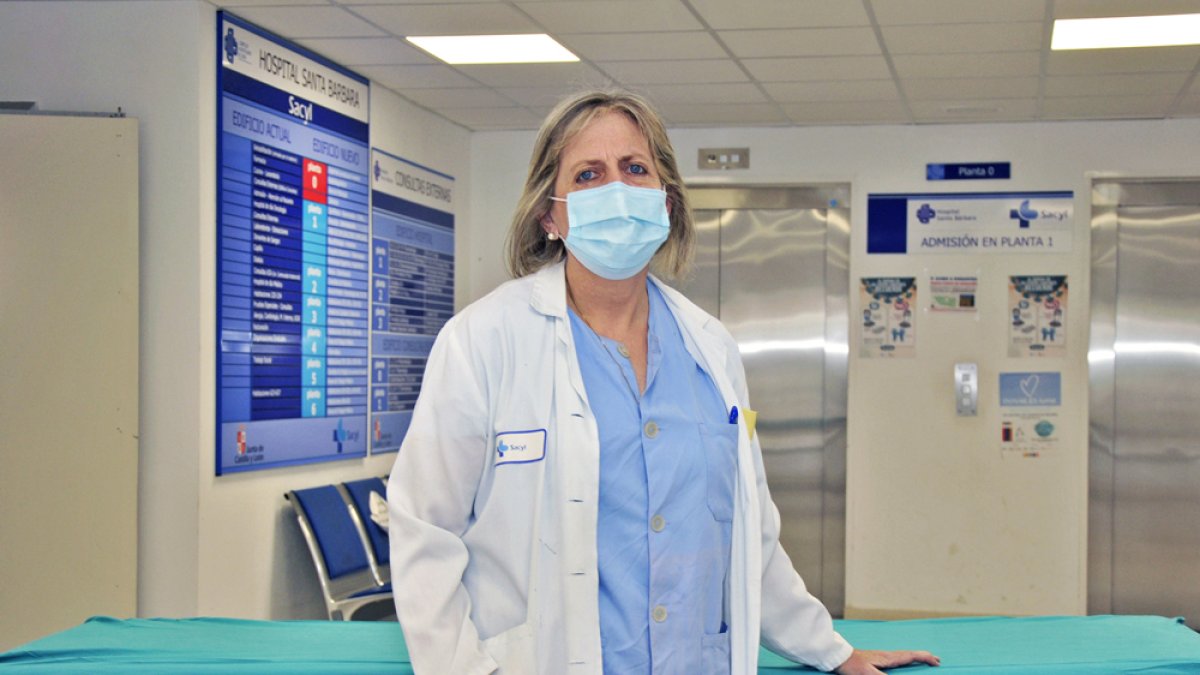María José Fernández es jefa de la UCI del Complejo Asistencial de Soria.- Valentin Guisande