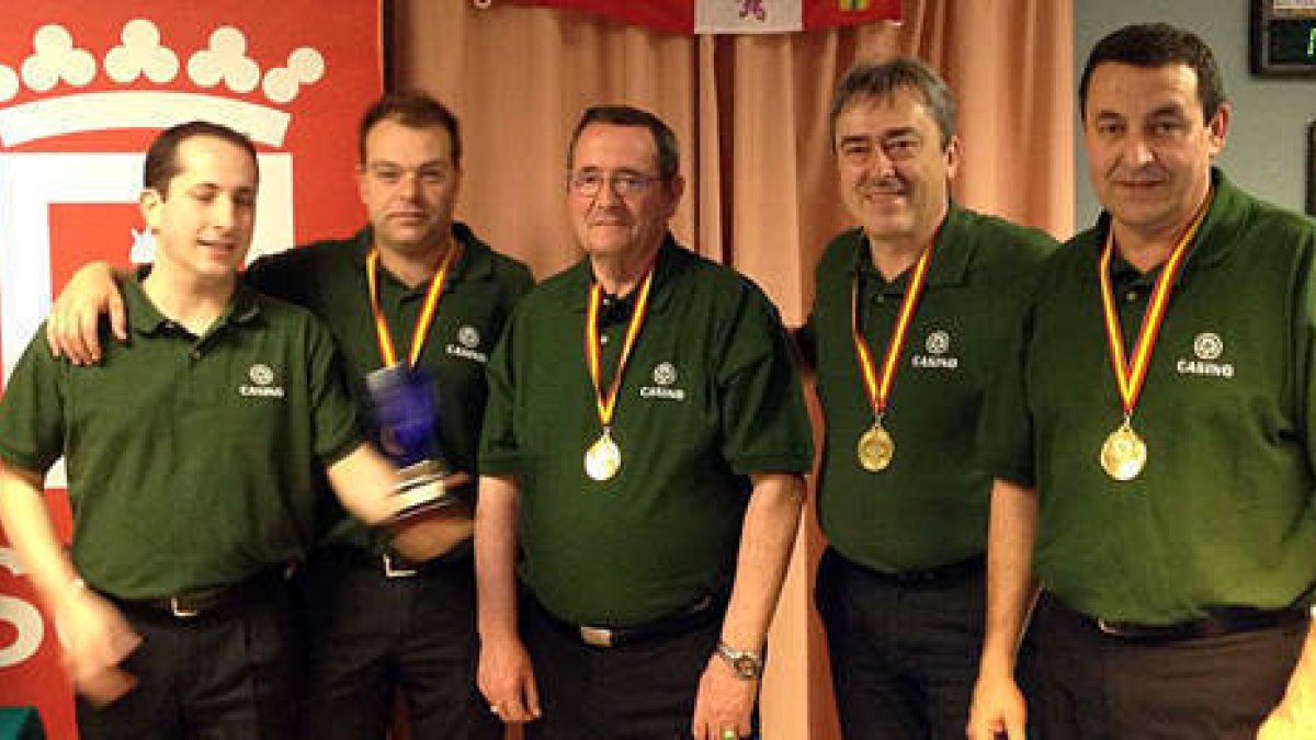 El equipo del Casino Amistad Numancia campeón regional. -