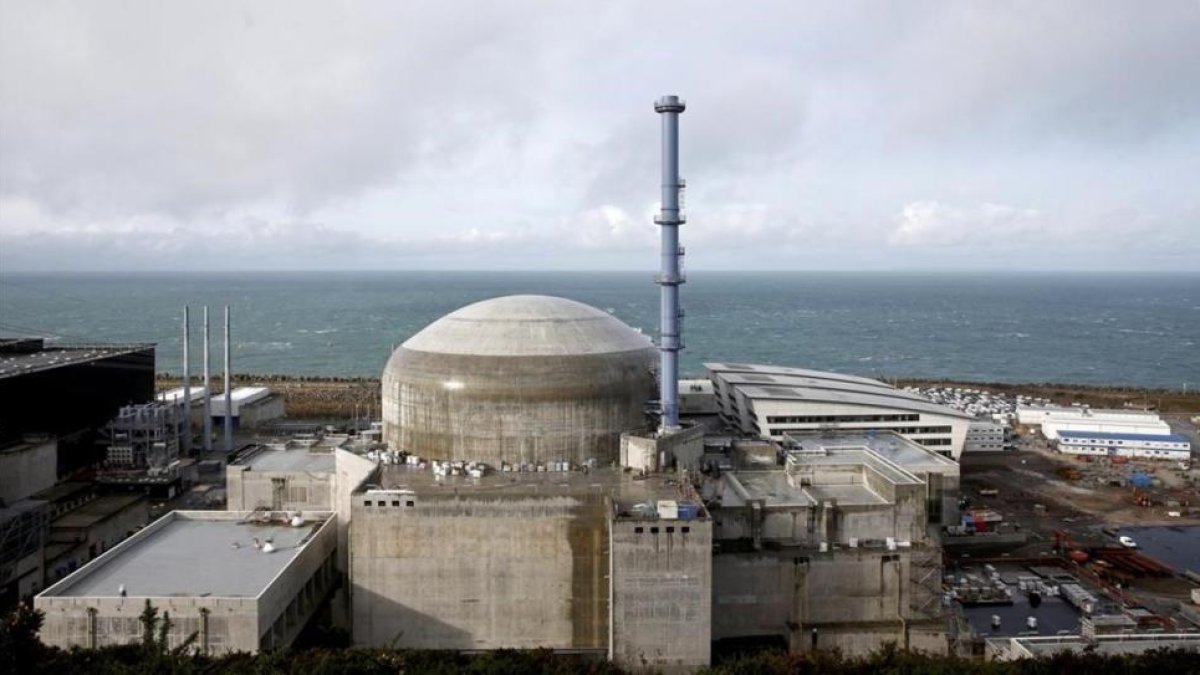 Central nuclear de Flamanville.-REUTERS / BENOIT TESSIER