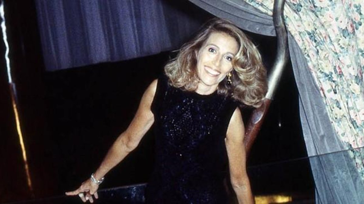 Una imagen de archivo de Elena de Borbón, que posa en los años 90 para 'Vogue' Italia.-SYLVIA POLAKOV
