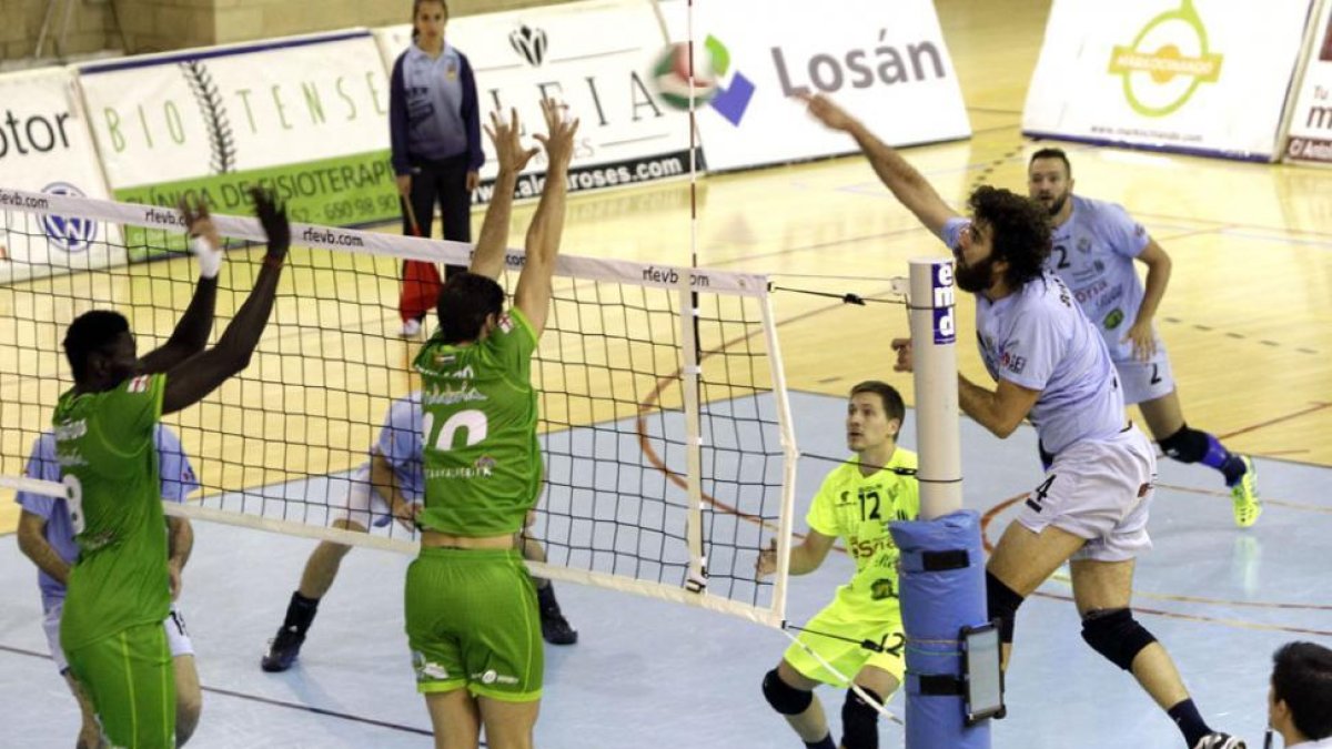 El equipo de Sevillano no estuvo a la altura en Canarias.-Luis Ángel Tejedor