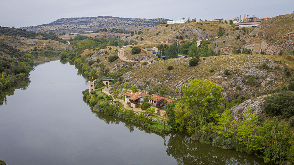 Zona del Rio Duero aguas abajo de San Saturio. MARIO TEJEDOR