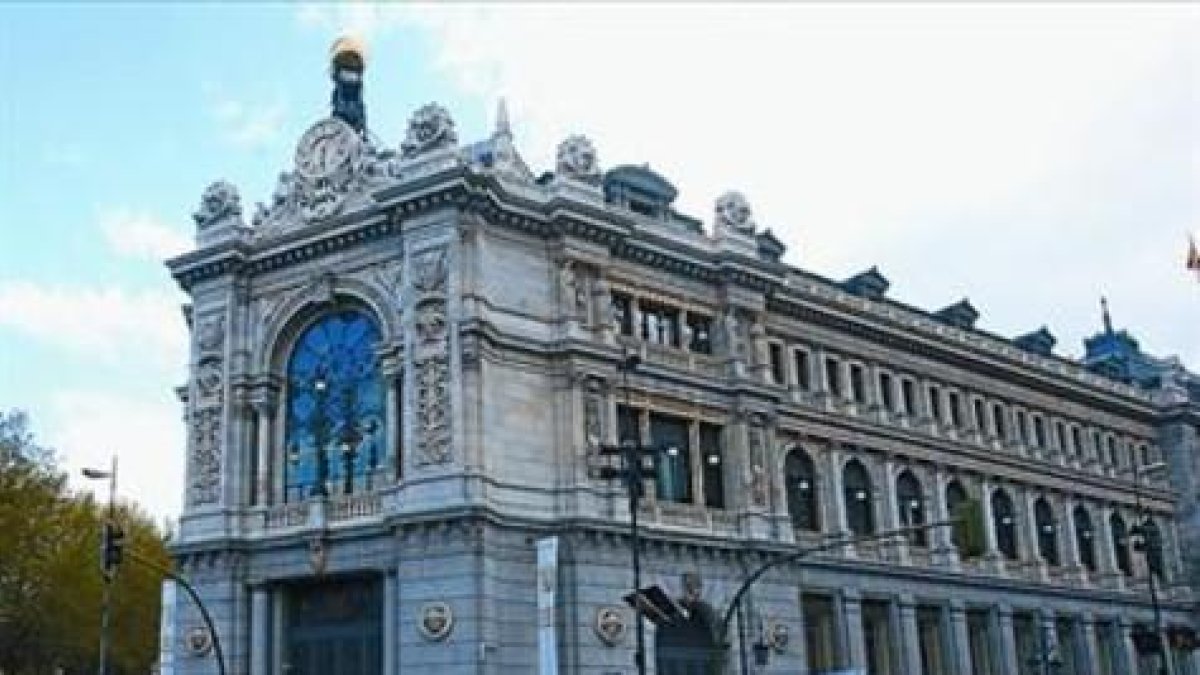 Sede del Banco de España, en la calle de Alcalá, de Madrid.-/ AGUSTÍN CATALÁN