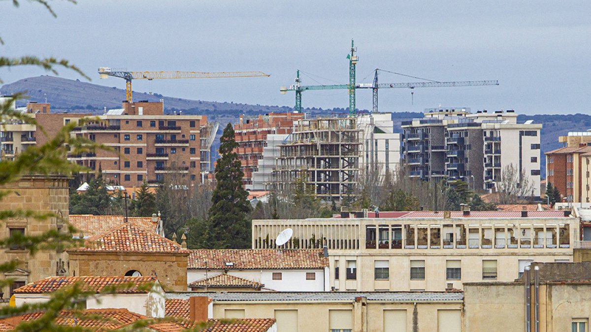 Vivienda y construcción en la capital - MARIO TEJEDOR