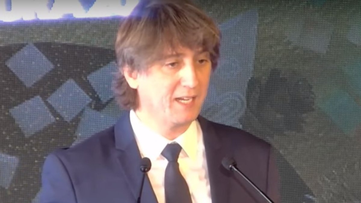 Carlos Martínez Mínguez durante su intervención. HDS