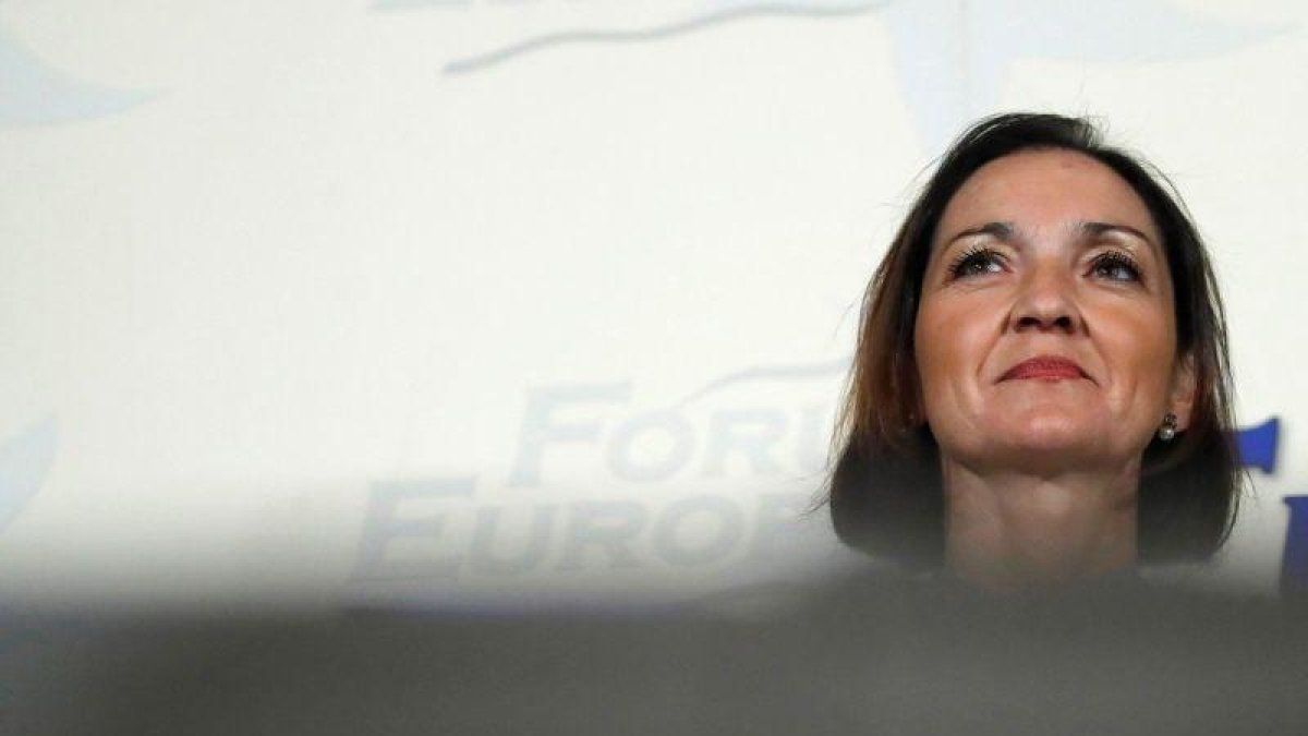 La ministra de Industria, Comercio y Turismo, Reyes Maroto.-JUAN CARLOS HIDALGO (EFE)