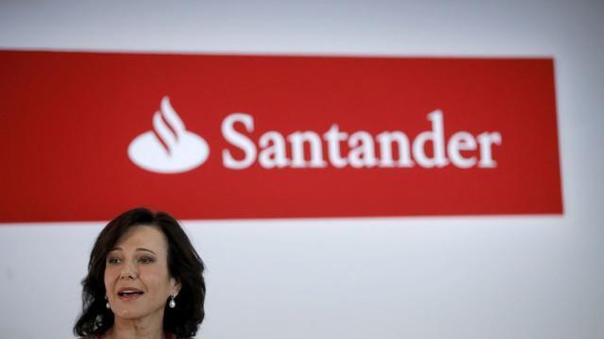 La presidenta de Banco Santander, en la presentación de resultados del año pasado.-JOSE LUIS ROCA
