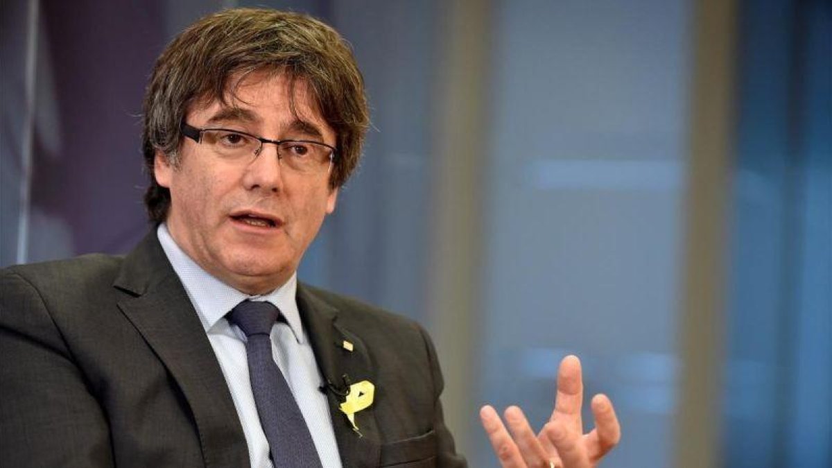 Carles Puigdemont, en una entrevista con la agencia Reuters el pasado 23 de diciembre.-ERIC VIDAL (REUTERS)