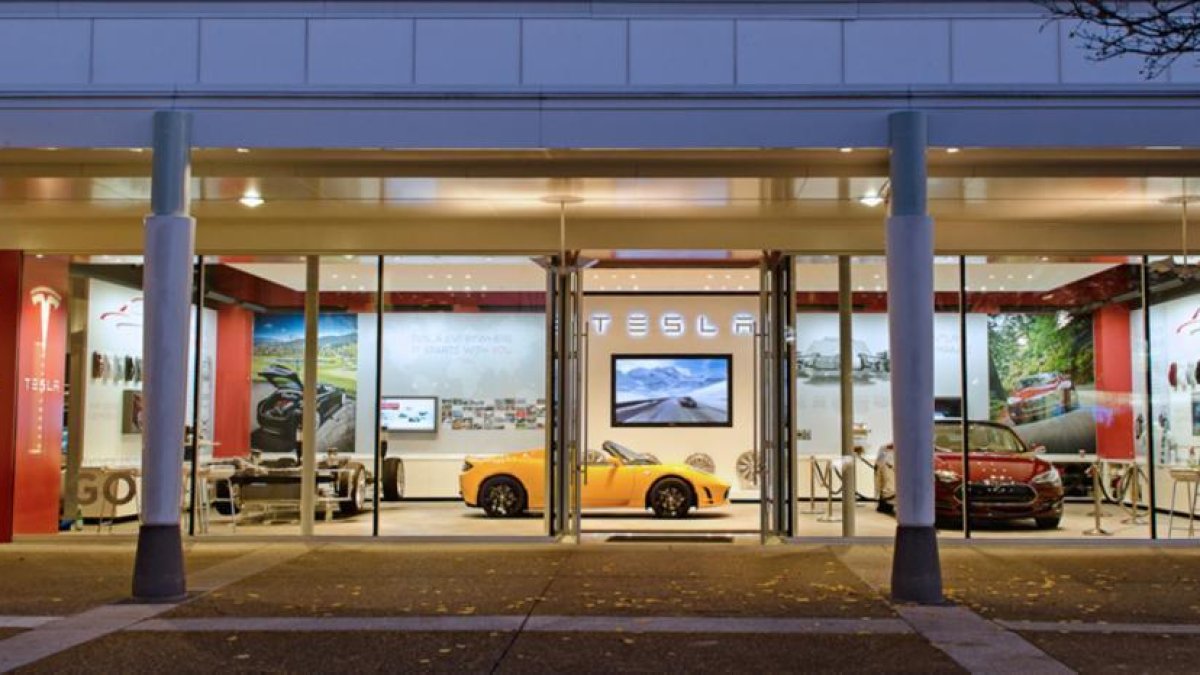 Tienda de Tesla en Estados Unidos.-TESLA / DAYO GOMIH