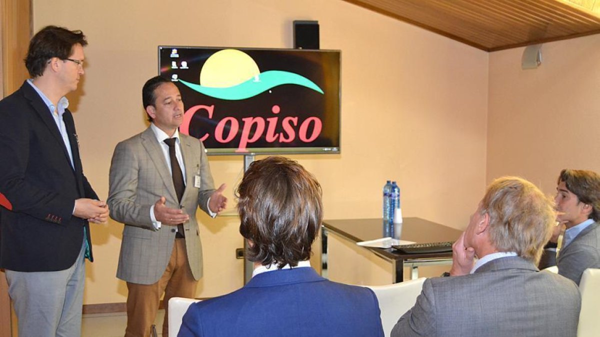 Javier Blanco durante el encuentro de trabajo.-COPISO