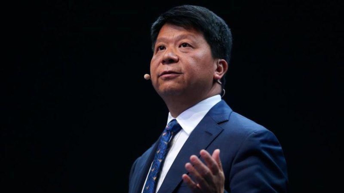 Guo Ping, presidente rotatorio de Huawei, en el Mobile World Congress de Barcelona.-PAU BARRENA (AFP)