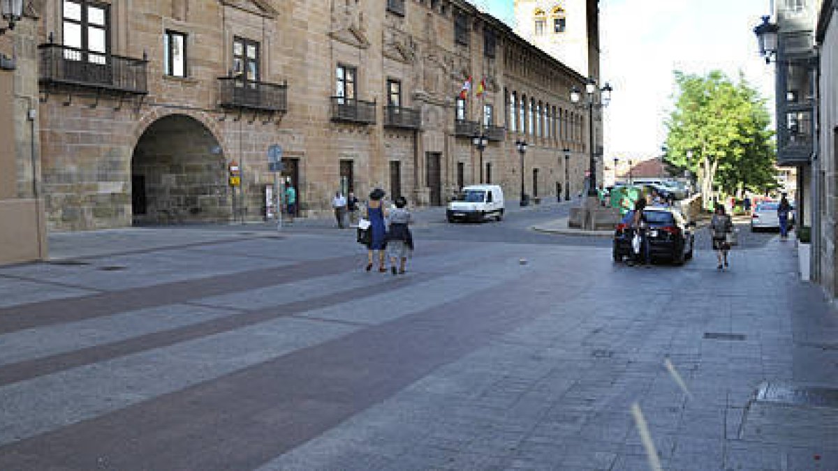 Zona del Palacio de los Condes de Gómara, en Soria. VALENTÍN GUISANDE-